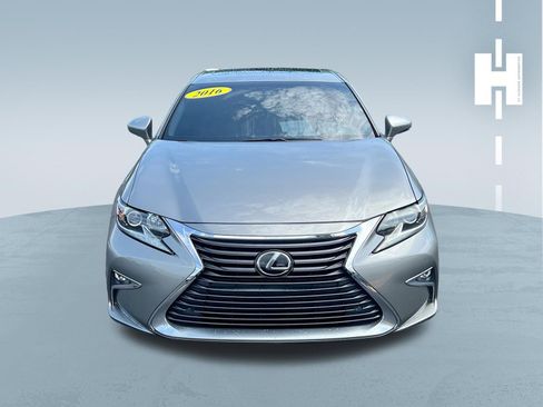 Used 2016 Lexus ES 350 w/ Premium Package w/Wood Trim FWD image 2