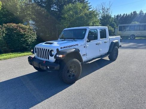 Used 2023 Jeep Gladiator Mojave w/ Cold Weather Group AWD/4WD image 7