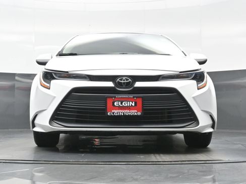 Used 2024 Toyota Corolla LE FWD image 25