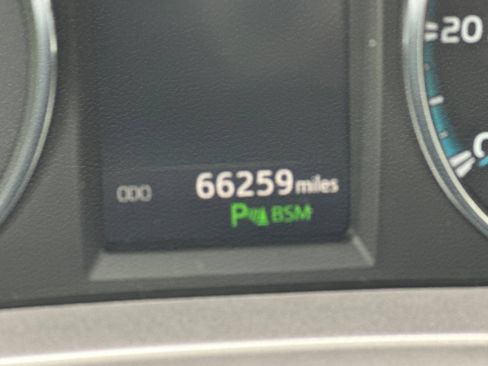 Used 2018 Toyota RAV4 Limited w/ Advanced Technology Package AWD/4WD image 22