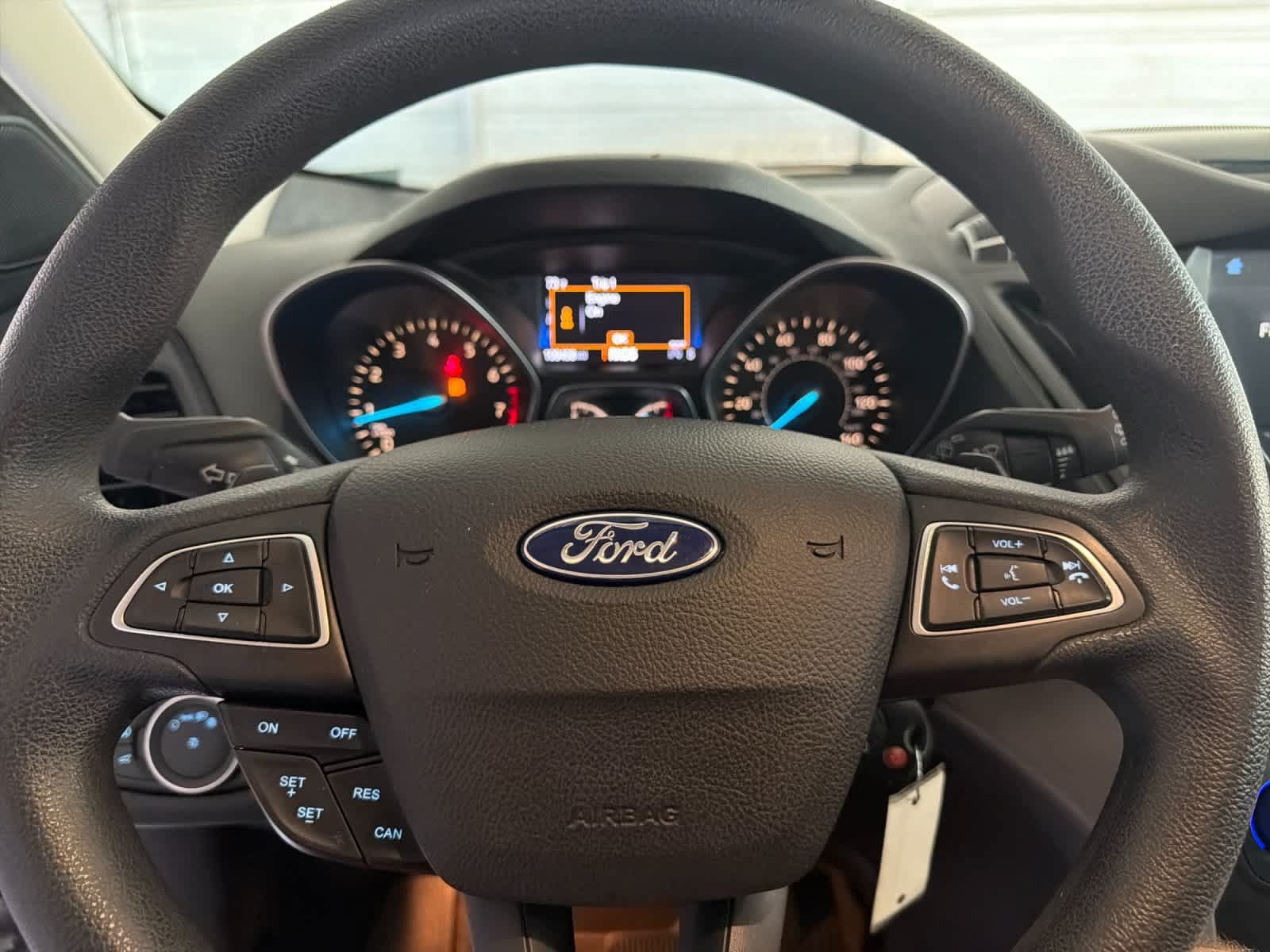 Used 2017 Ford Escape SE w/ Equipment Group 201A FWD image 22