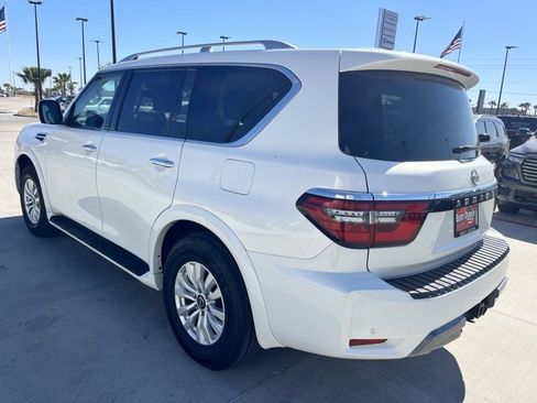 Used 2024 Nissan Armada SV image 4