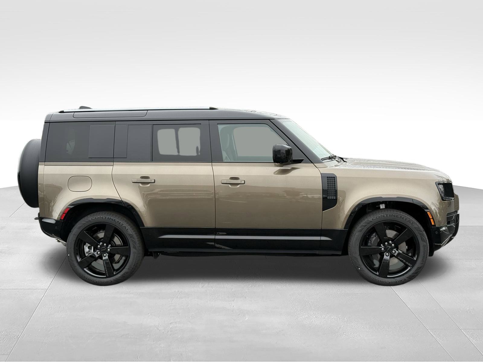 New 2026 Land Rover Defender 110 X-Dynamic SE AWD/4WD image 7