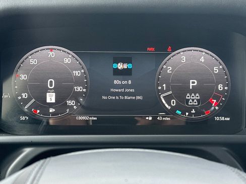 Used 2024 Land Rover Defender 110 X image 19