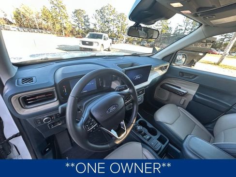 Used 2025 Ford Maverick Lariat w/ 4K Tow Package image 2