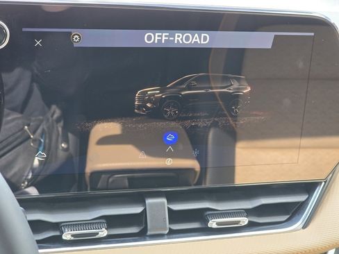 Used 2026 Chevrolet Equinox ACTIV w/ Convenience Package III image 13