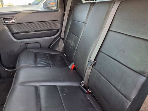 Used 2012 Ford Escape Limited FWD image 7
