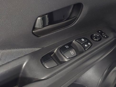 Used 2019 Nissan Kicks S w/ Exterior Package image 18