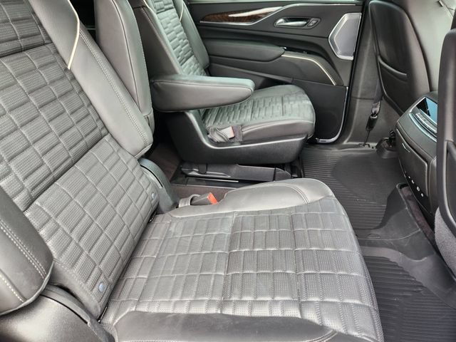 Certified 2023 Cadillac Escalade Sport Platinum w/ Heavy-Duty Trailer Package AWD/4WD image 23