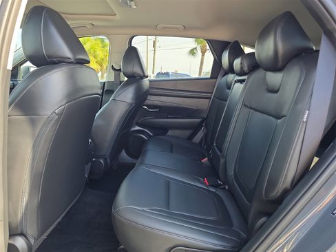 Used 2025 Hyundai Tucson SEL image 12