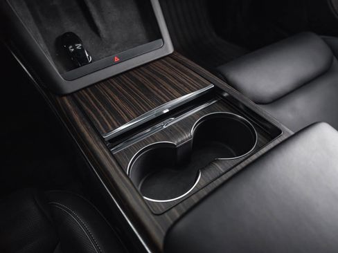 Used 2021 Tesla Model S Plaid image 69