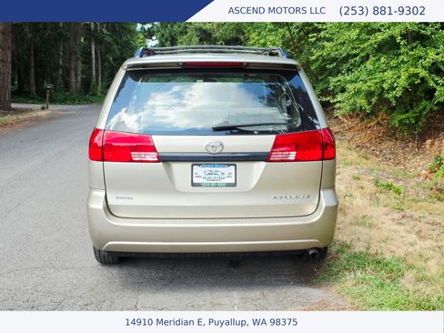 Used 2004 Toyota Sienna CE FWD image 4