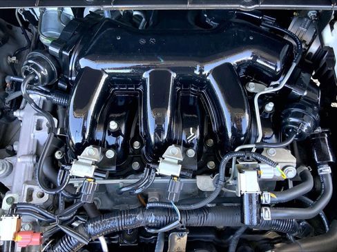Used 2023 Nissan Pathfinder SV FWD image 32