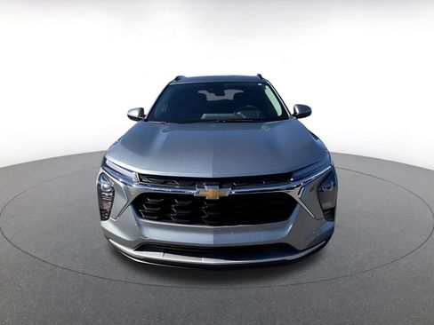 Used 2025 Chevrolet Trax LT image 4