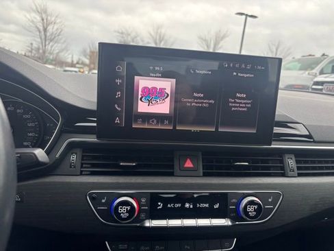 Used 2021 Audi A4 2.0T Premium w/ Convenience Package image 10