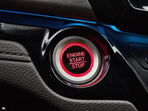 Used 2019 Honda Odyssey Elite image 8