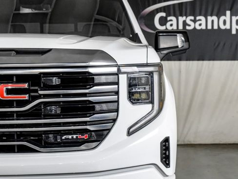 Used 2024 GMC Sierra 1500 AT4 w/ AT4 Premium Package AWD/4WD image 39