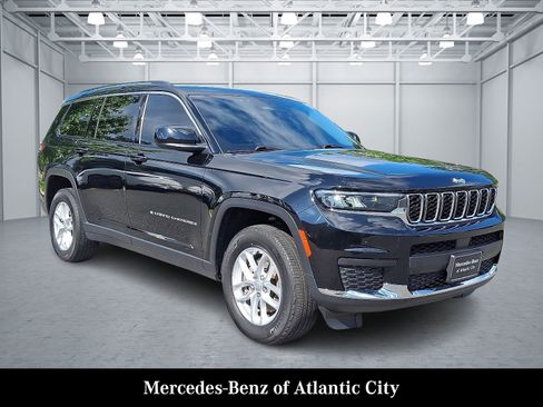 Used 2022 Jeep Grand Cherokee L Laredo w/ Luxury Tech Group I image 1