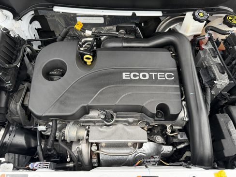 Used 2022 GMC Terrain SLT w/ Infotainment Package II image 40