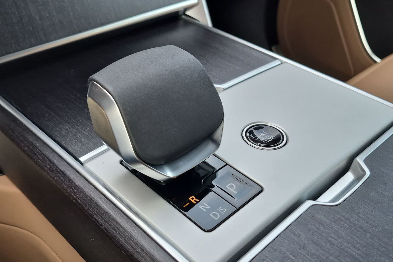 New 2026 Land Rover Range Rover SE AWD/4WD image 33