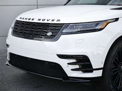 New 2026 Land Rover Range Rover Velar Dynamic SE