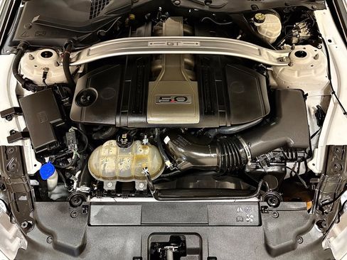 Used 2020 Ford Mustang GT Premium w/ Equipment Group 401A RWD image 27