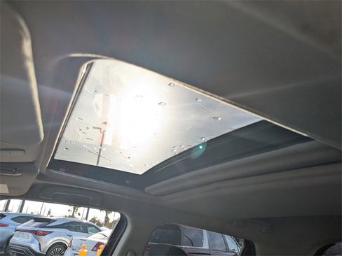 Used 2017 Nissan Juke SV w/ Technology Package image 20