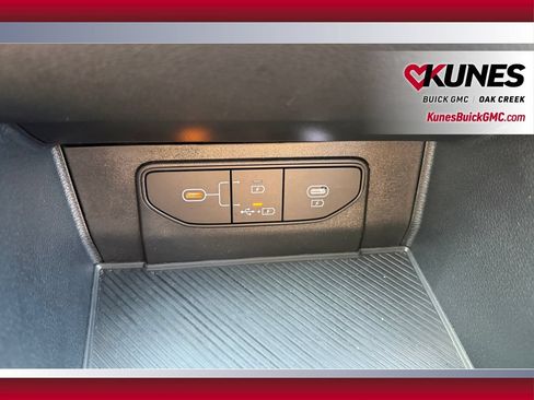 Used 2026 Kia Sportage LX FWD image 32