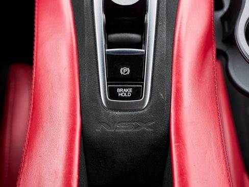 Used 2021 Acura NSX image 56