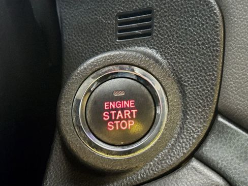 Used 2022 Subaru Outback Wilderness w/ Wilderness Package image 19