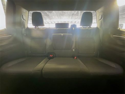 Used 2022 GMC Sierra 1500 Elevation image 25