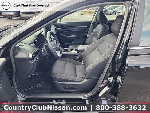 Certified 2023 Nissan Altima 2.5 SV w/ SV Premium Package FWD image 11