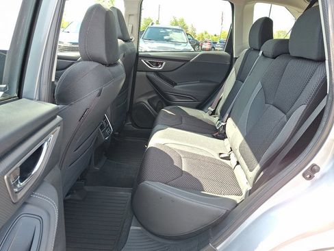 Used 2021 Subaru Forester Premium AWD/4WD image 11