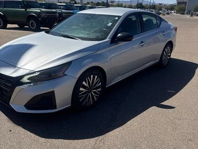 Used 2024 Nissan Altima 2.5 SV