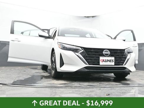 Used 2024 Nissan Sentra SV image 72