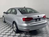Used 2015 Volkswagen Jetta SE image 6