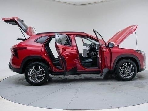 New 2026 Chevrolet Trax LT image 14