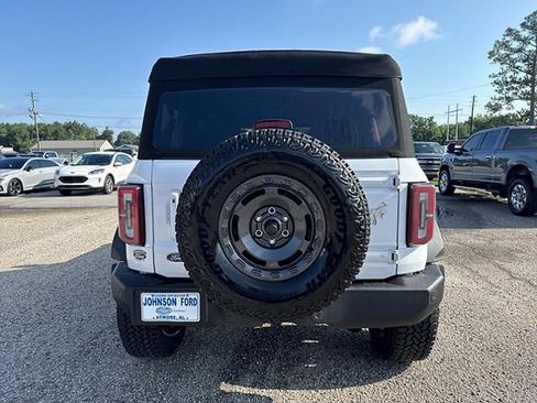New 2025 Ford Bronco Outer Banks w/ Sasquatch Package AWD/4WD image 6