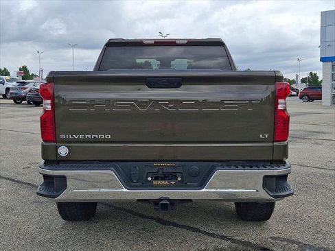 Used 2023 Chevrolet Silverado 1500 LT AWD/4WD image 6