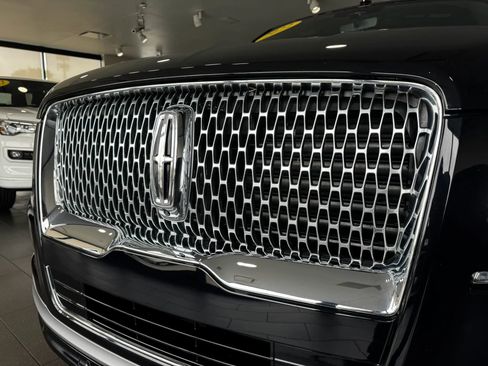 Used 2022 Lincoln Navigator L Reserve AWD/4WD image 54