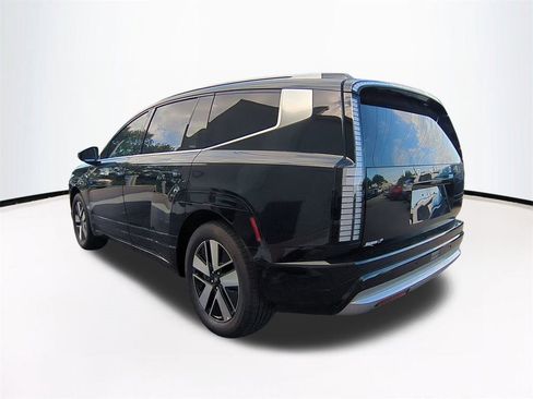 New 2026 Hyundai Ioniq 9 SEL image 7