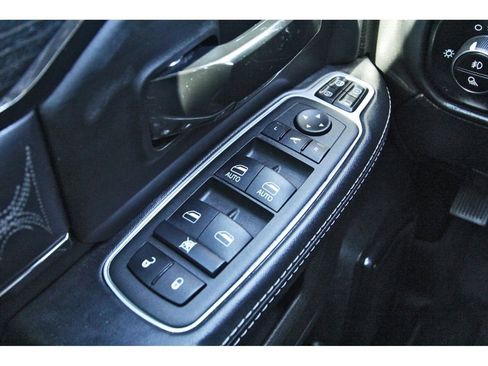 Used 2024 RAM 3500 Limited image 21