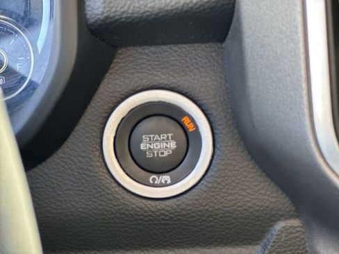 Used 2025 RAM 1500 Big Horn image 16