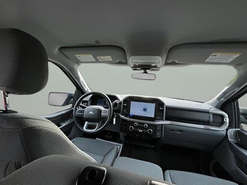 Used 2024 Ford F150 XLT image 29