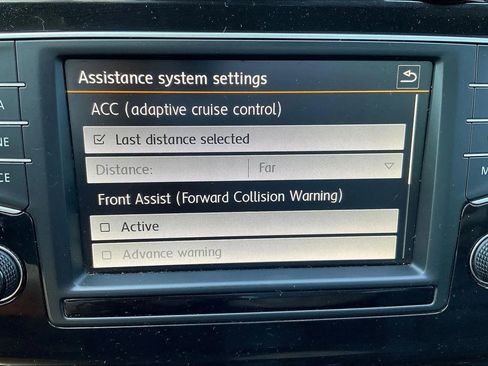 Used 2016 Volkswagen Golf R 4-Door w/ Driver Assistance Package AWD/4WD image 39