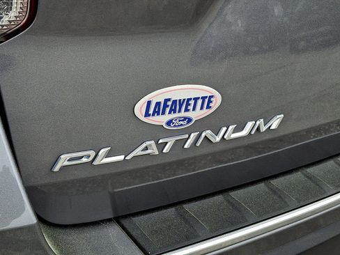 Certified 2021 Ford Explorer Platinum w/ Equipment Group 601A image 30