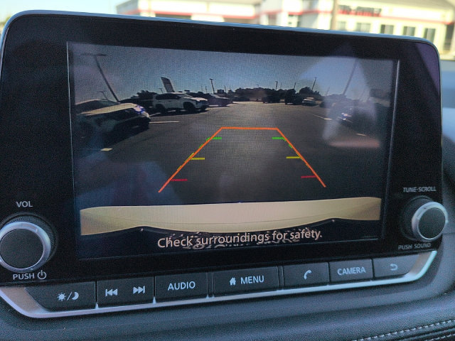 Used 2025 Nissan Rogue S FWD image 20