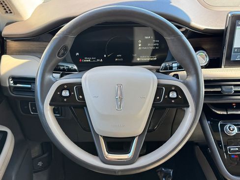 Used 2021 Lincoln Corsair Reserve w/ Equipment Group 201A image 18