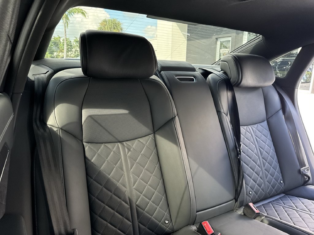 Used 2025 Audi S8 w/ Executive Package AWD/4WD image 47