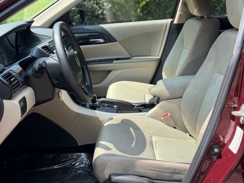 Used 2016 Honda Accord LX image 9